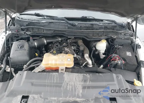 2015 Ram 1500 Laramie Limited из США, поврежденный, VIN 1C6RR7WM4FS500618